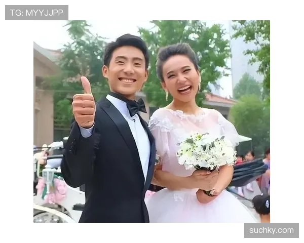 张楠训练完直接拎包去秀场，这反差谁懂